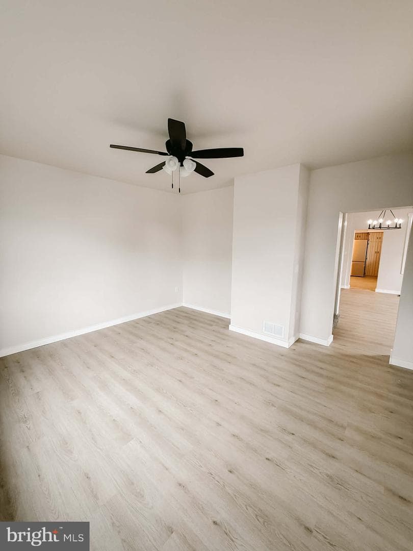 119 S Walnut Street photo 16