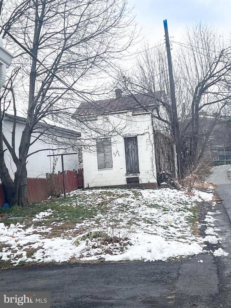 119 S Walnut Street photo 28