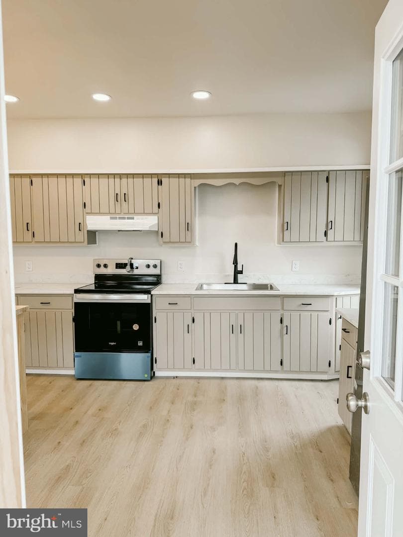 119 S Walnut Street photo 5