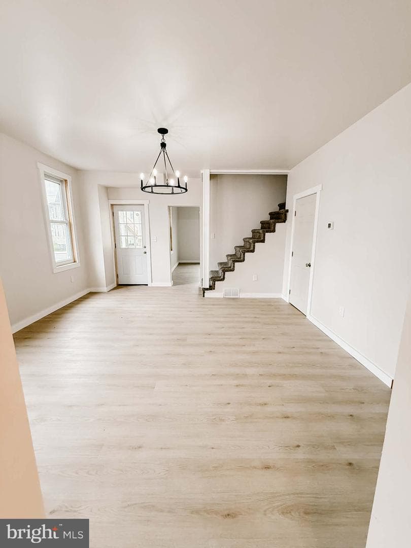 119 S Walnut Street photo 6