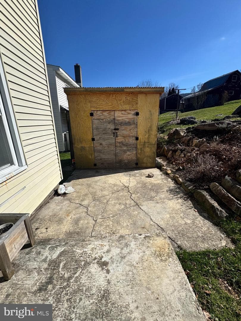 316 W Railroad Street photo 21