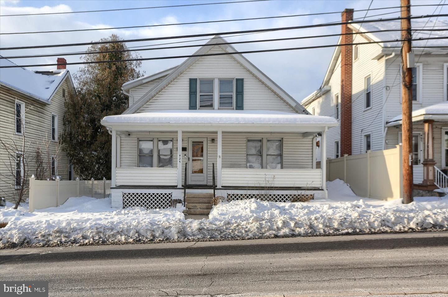 425 E Walnut Street