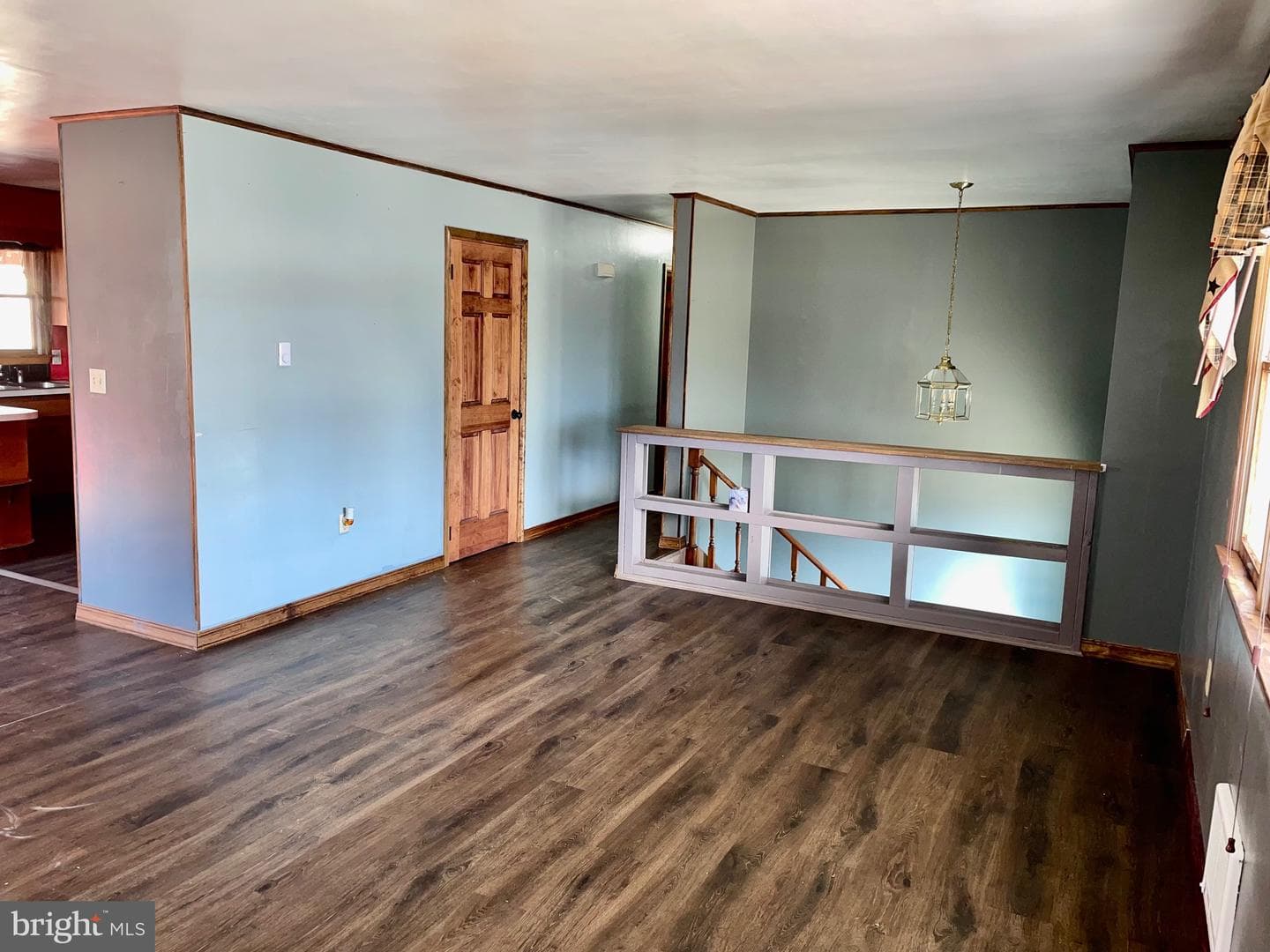 545 Summit Drive photo 6