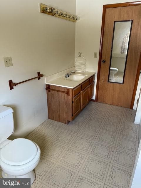 15 Lower Paradise Drive photo 16