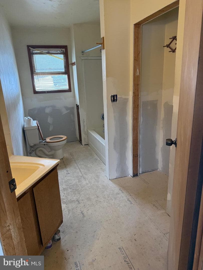 15 Lower Paradise Drive photo 29