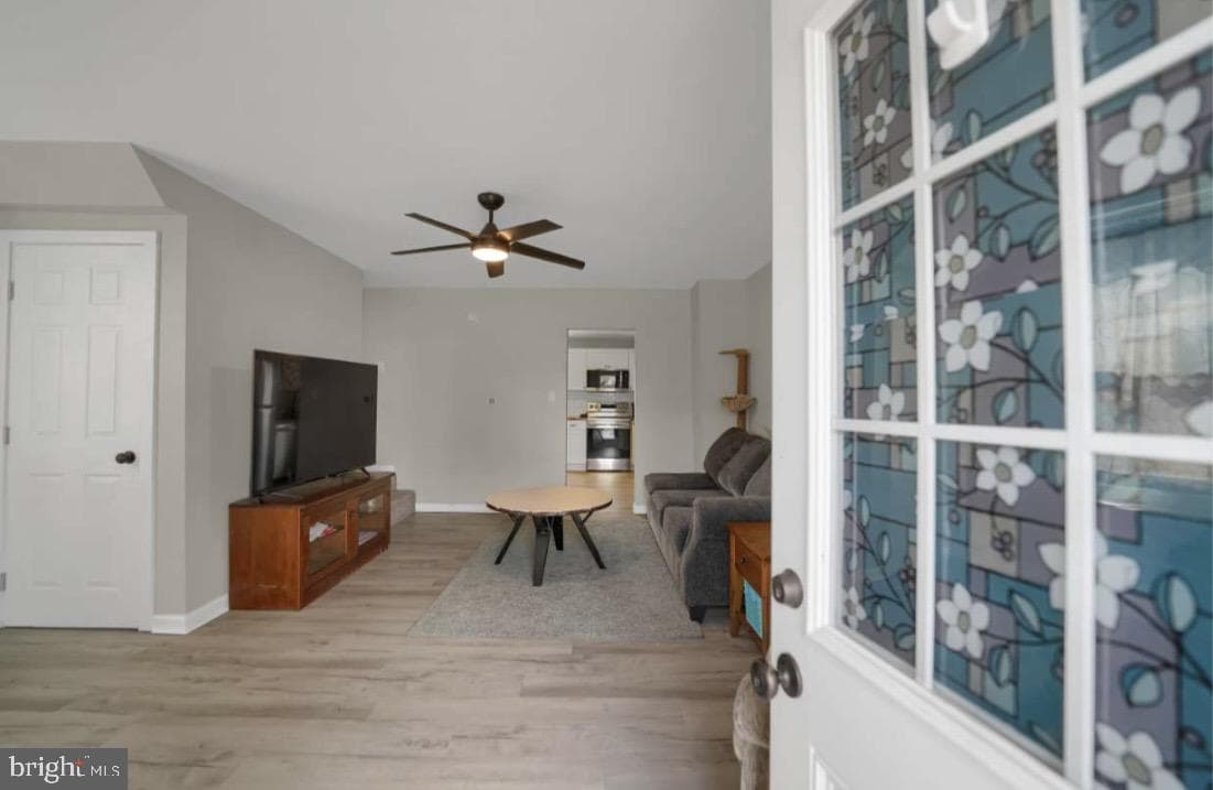 328 S Brown Street photo 13