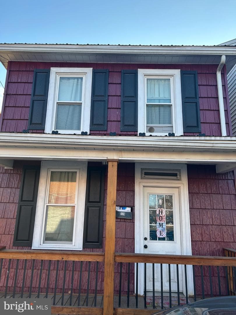 328 S Brown Street, Lewistown