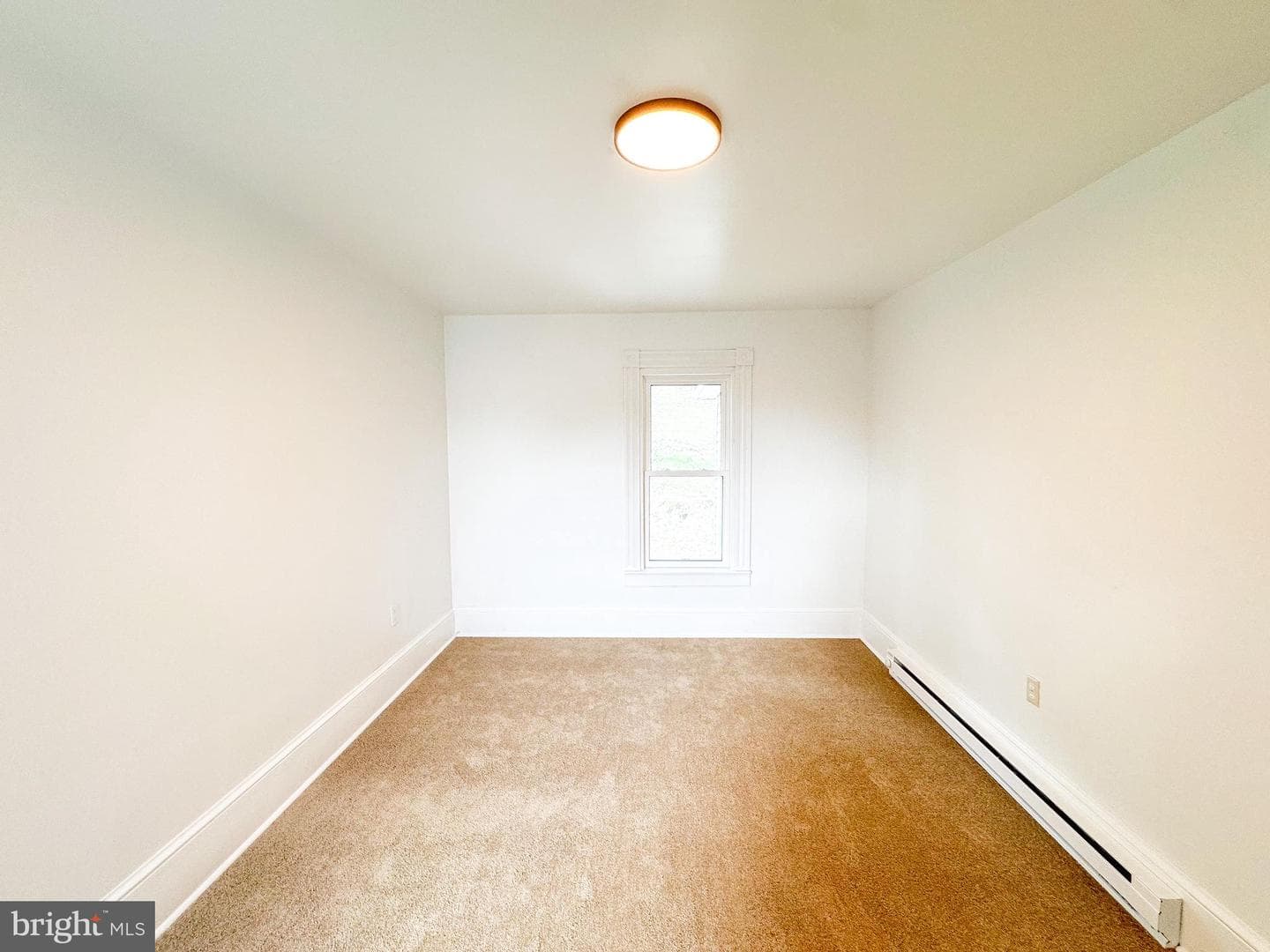 32 S Mann Avenue photo 19