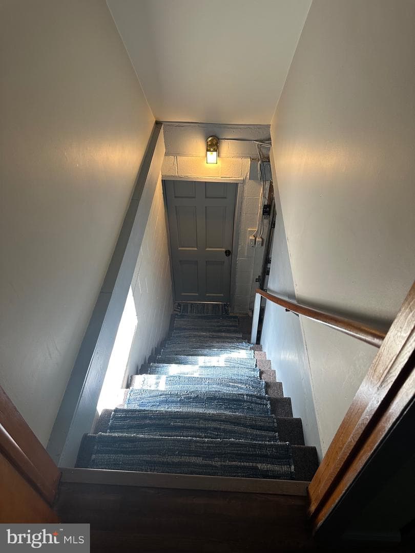 10 Winding Way photo 28