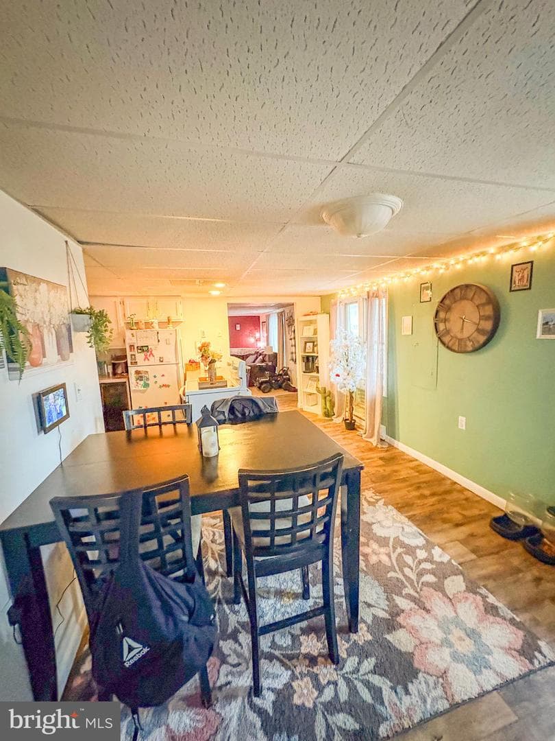 12 Green Avenue photo 9