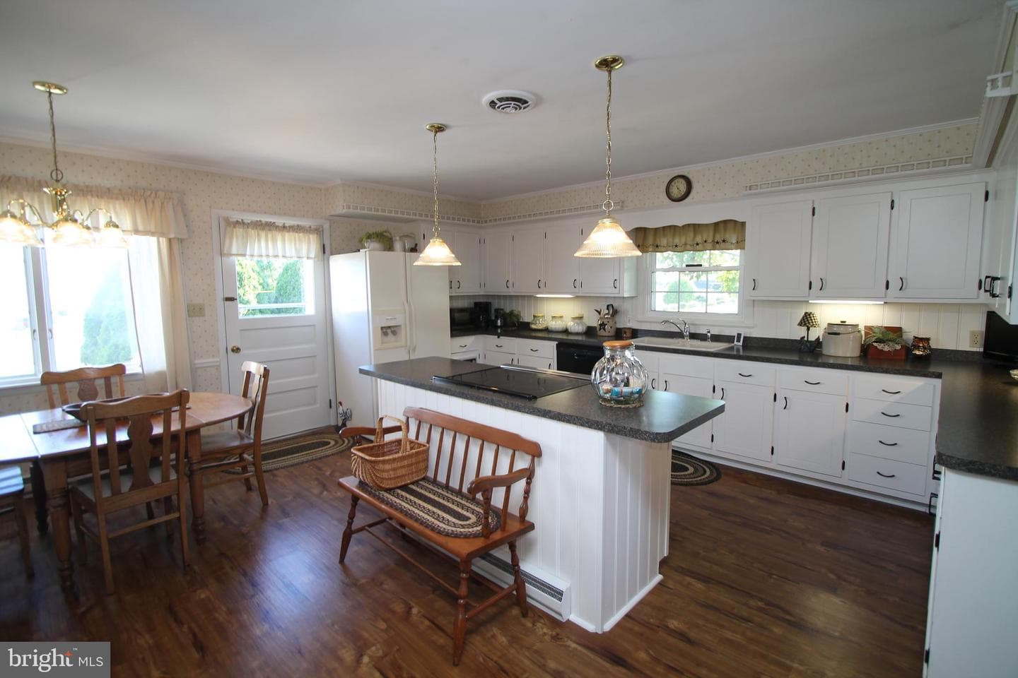 102 Poe Street photo 12