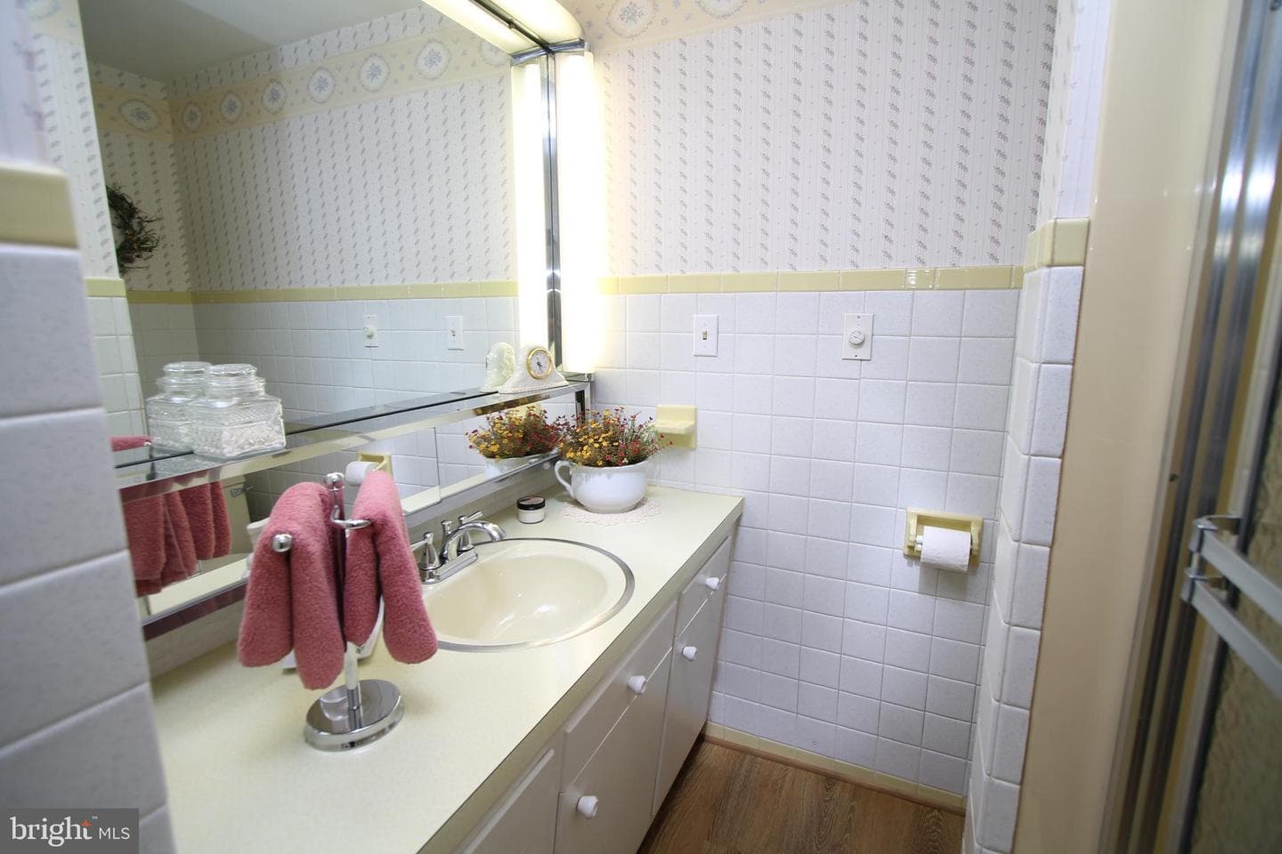 102 Poe Street photo 22