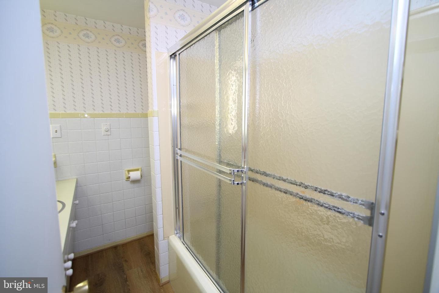 102 Poe Street photo 23