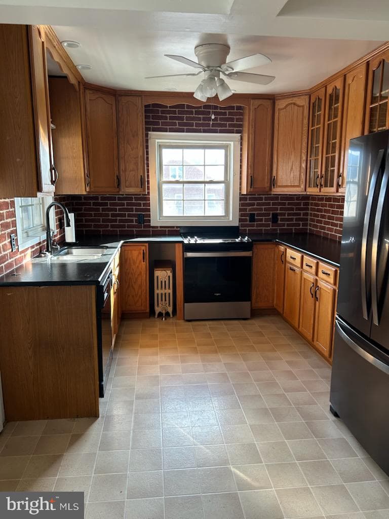 118 E Fleming Avenue photo 4