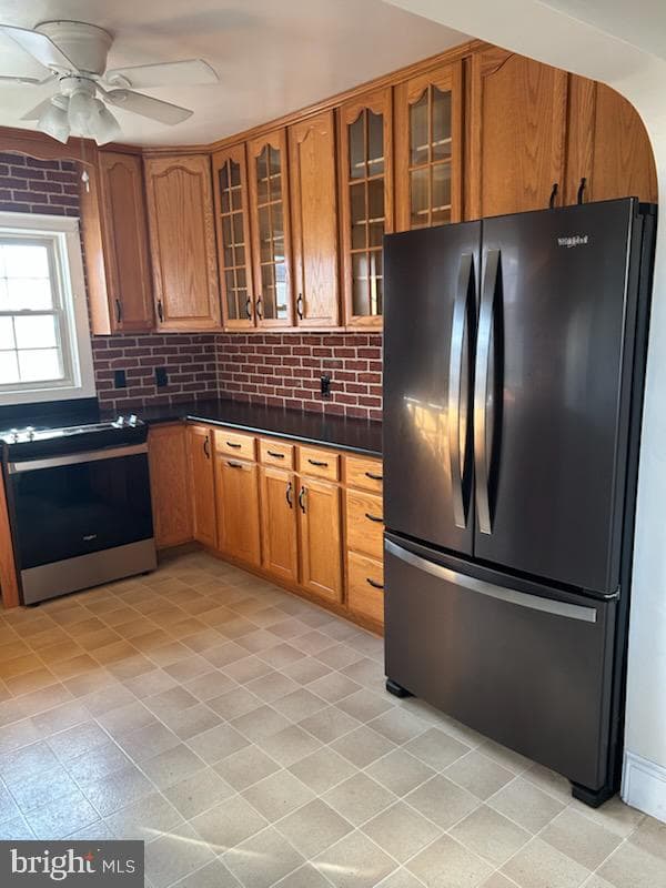118 E Fleming Avenue photo 5