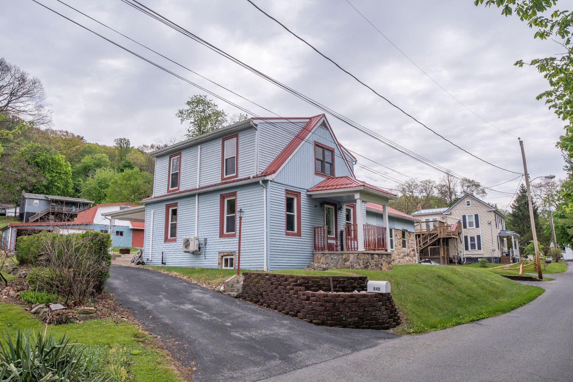 540 Wood Street photo 36