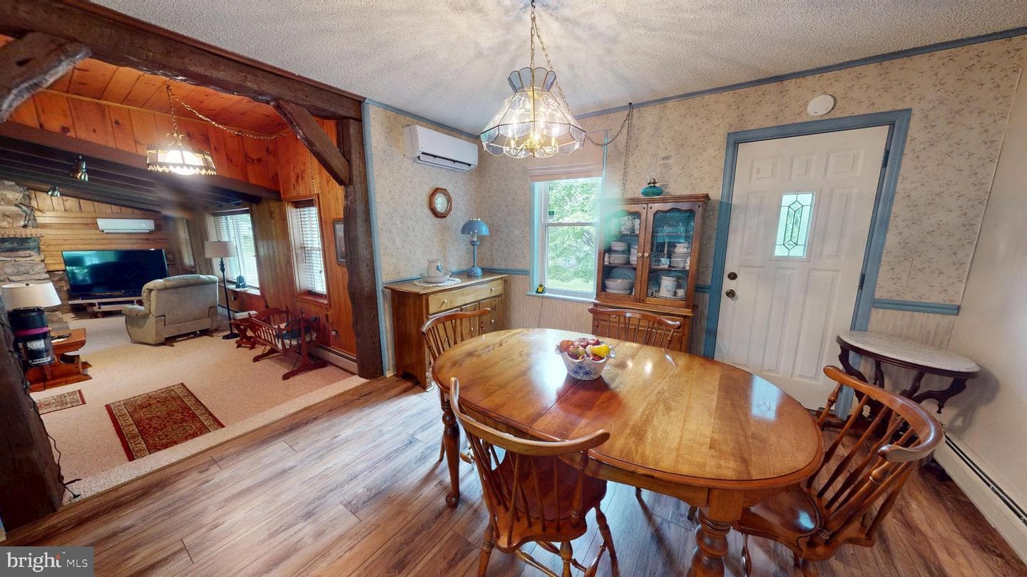 540 Wood Street photo 6