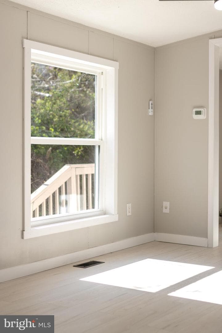 4943 Sr 103 N photo 15