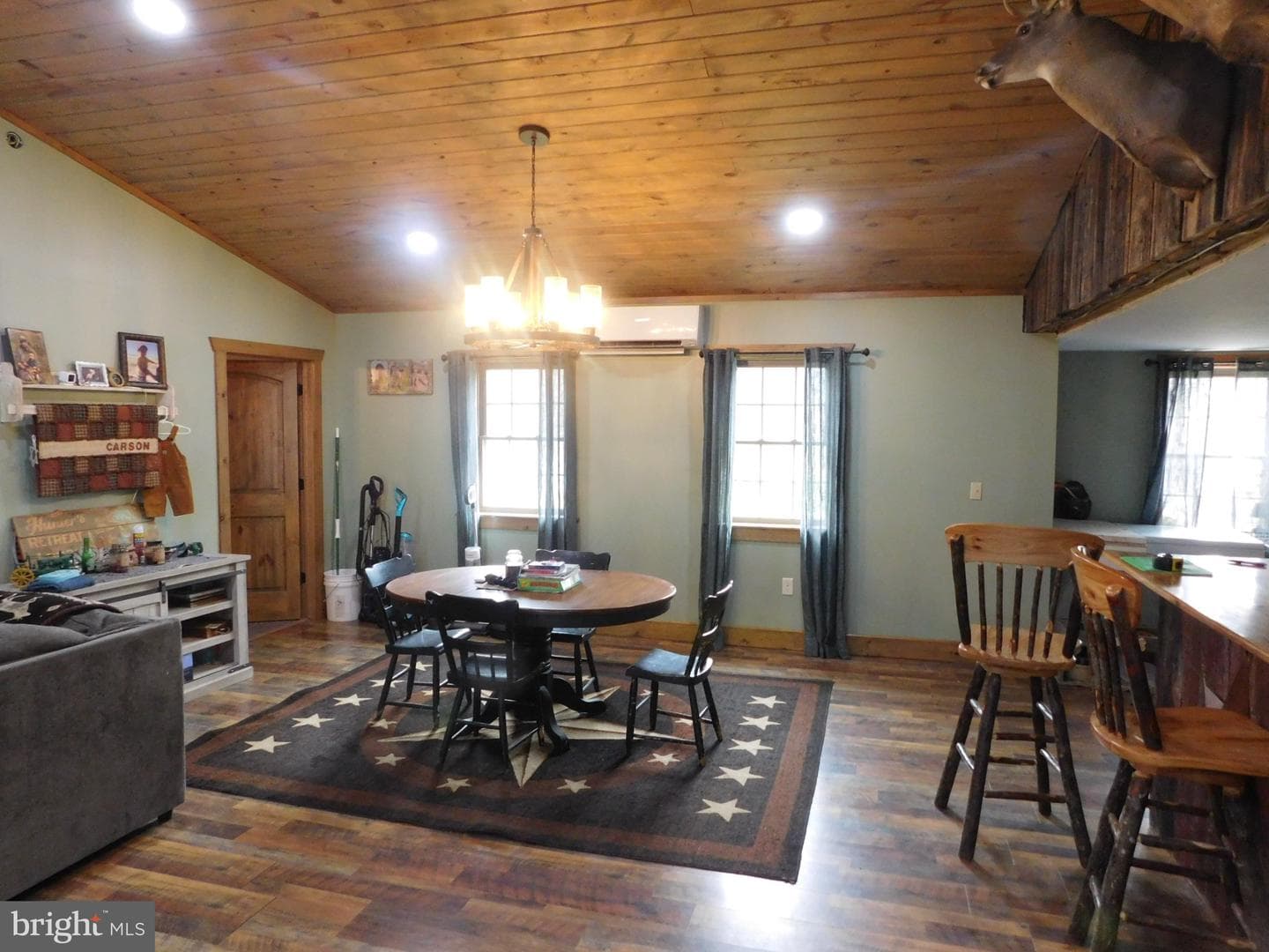 700 Whiskey Road photo 10