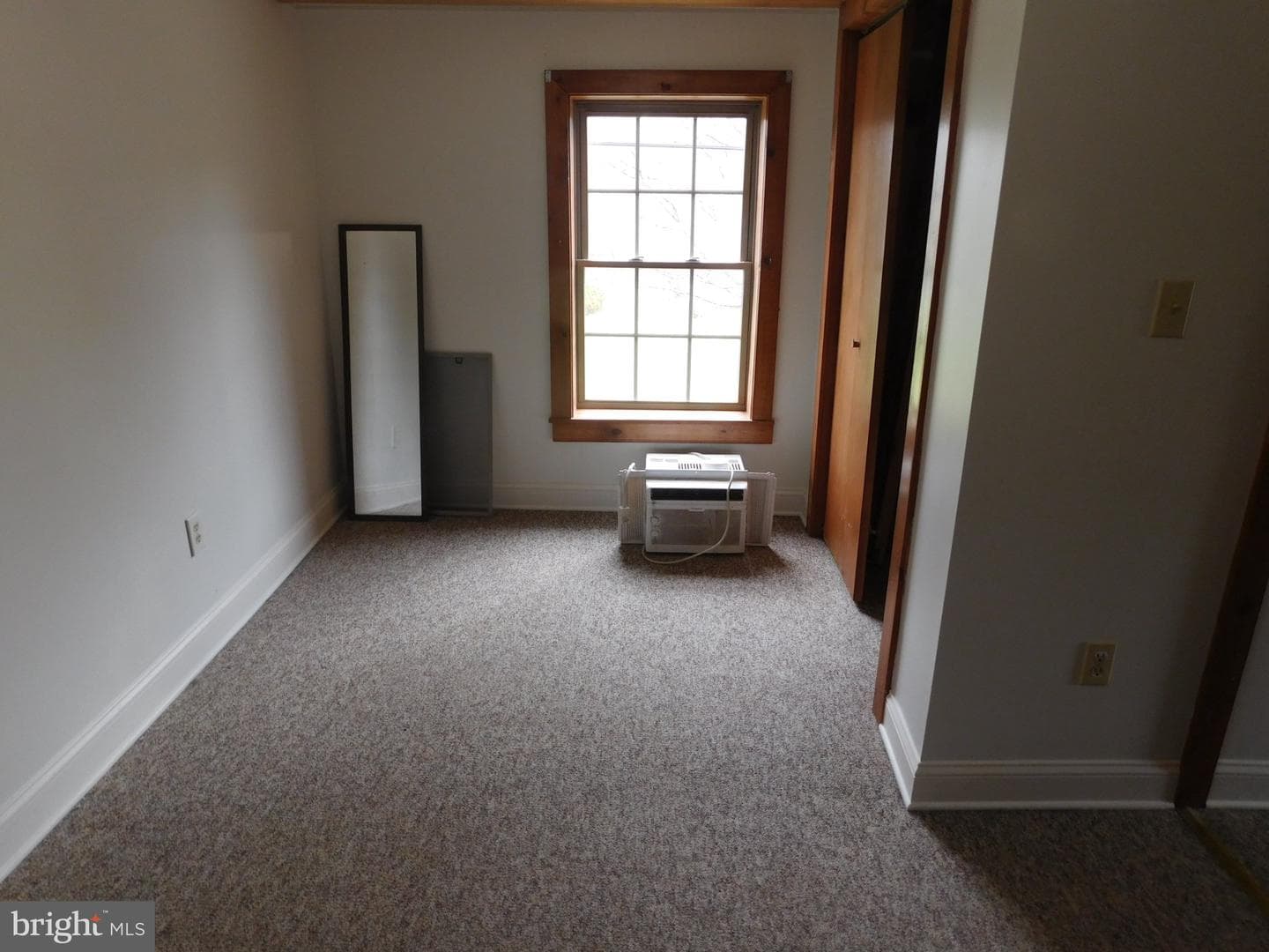 700 Whiskey Road photo 16