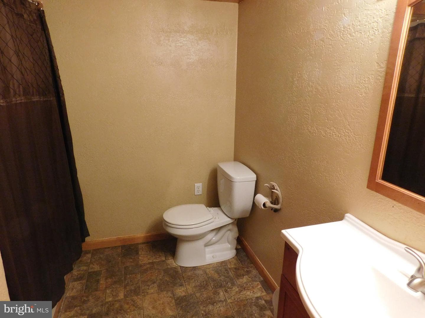 700 Whiskey Road photo 29