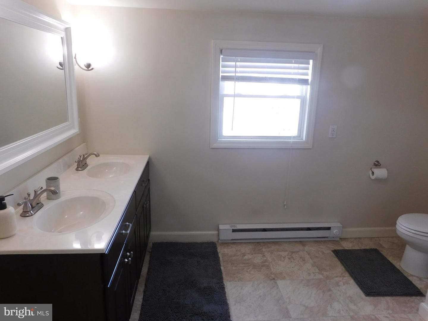 17 Pleasant Street photo 11