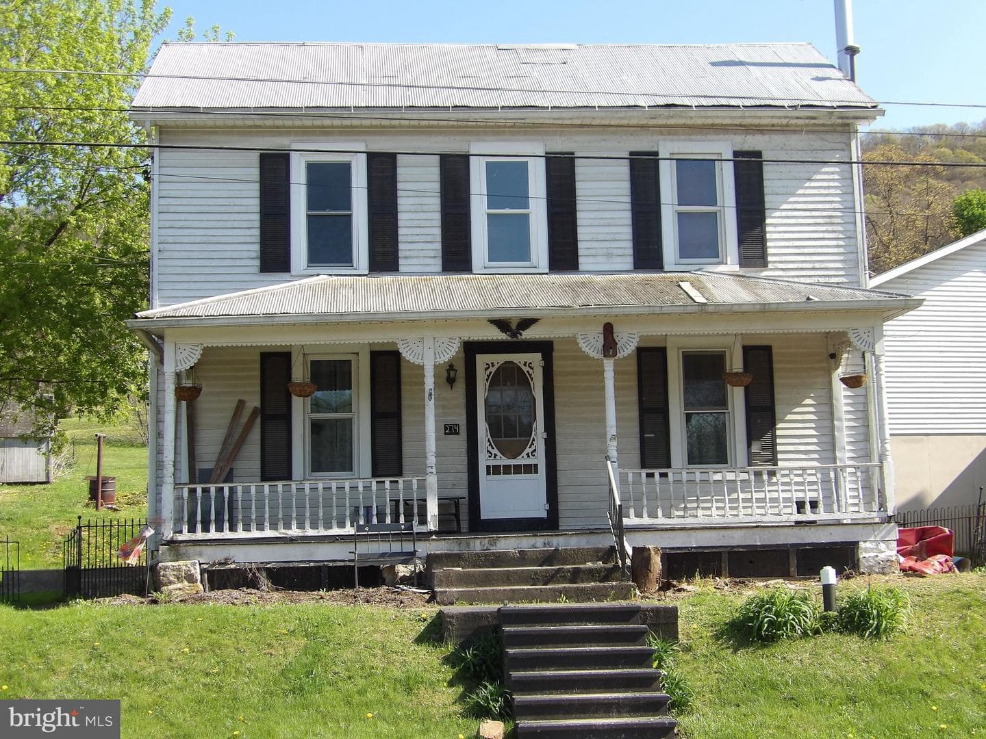 274 W Railroad Street, Reedsville