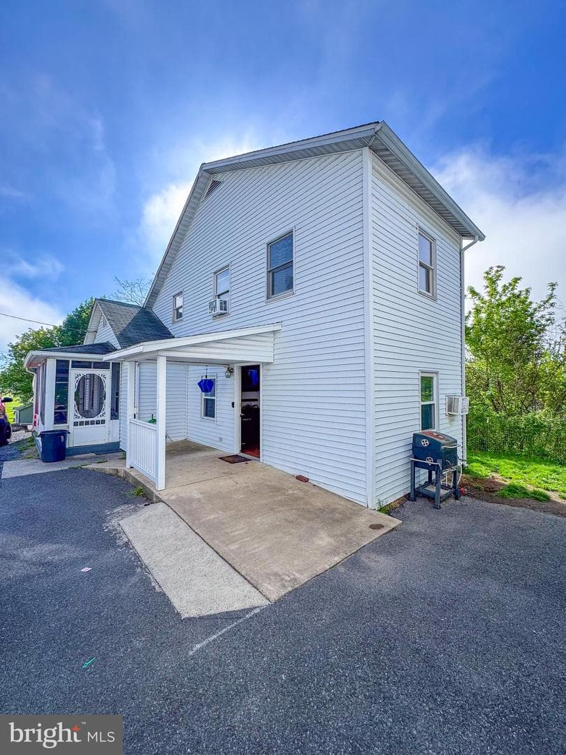 10 Richmond Court photo 32
