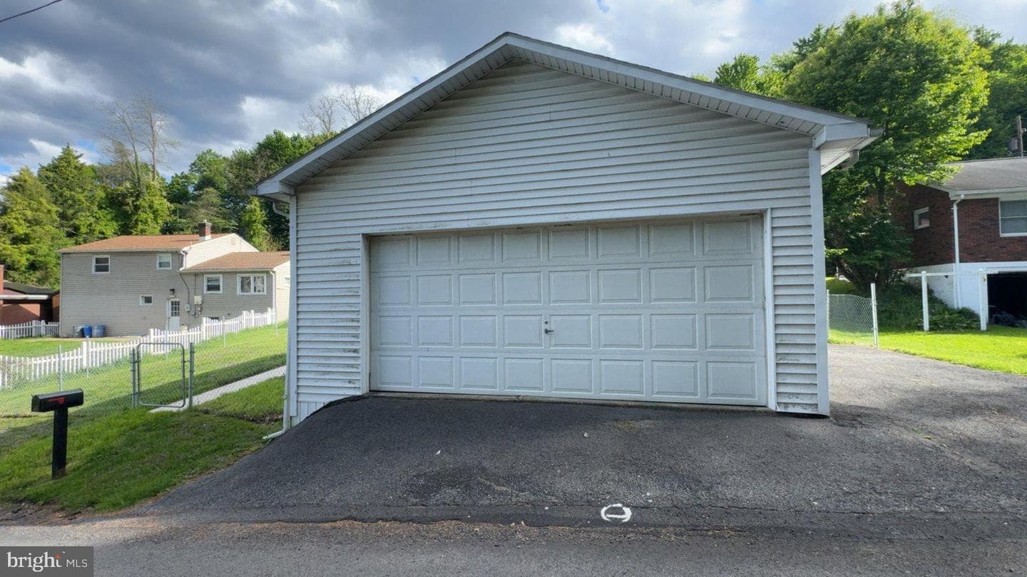 6 Pine Park Drive photo 10