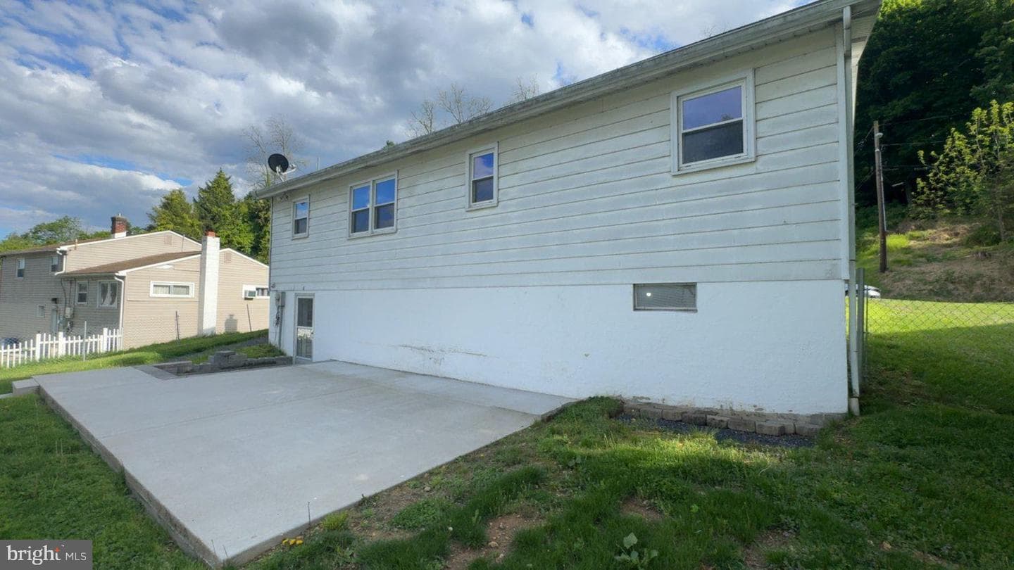 6 Pine Park Drive photo 6