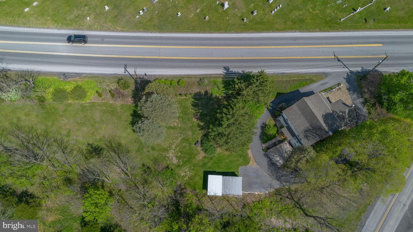 378 Tea Creek Rd photo 41