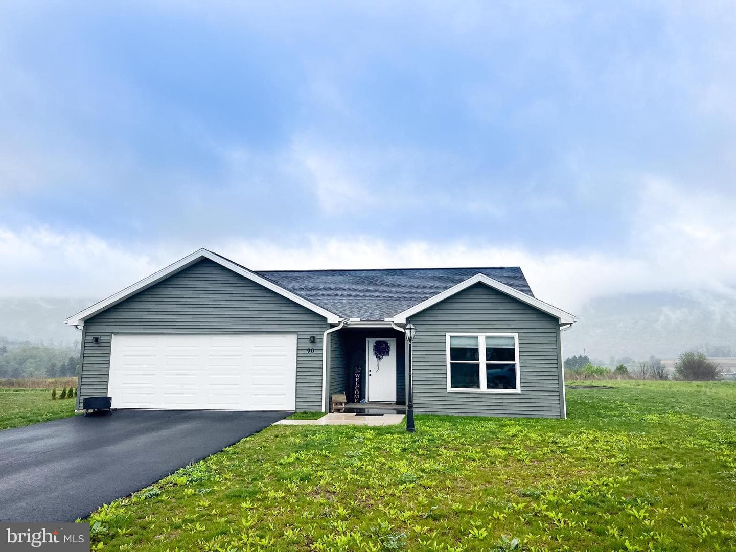 90 Tilbury Lane, Reedsville