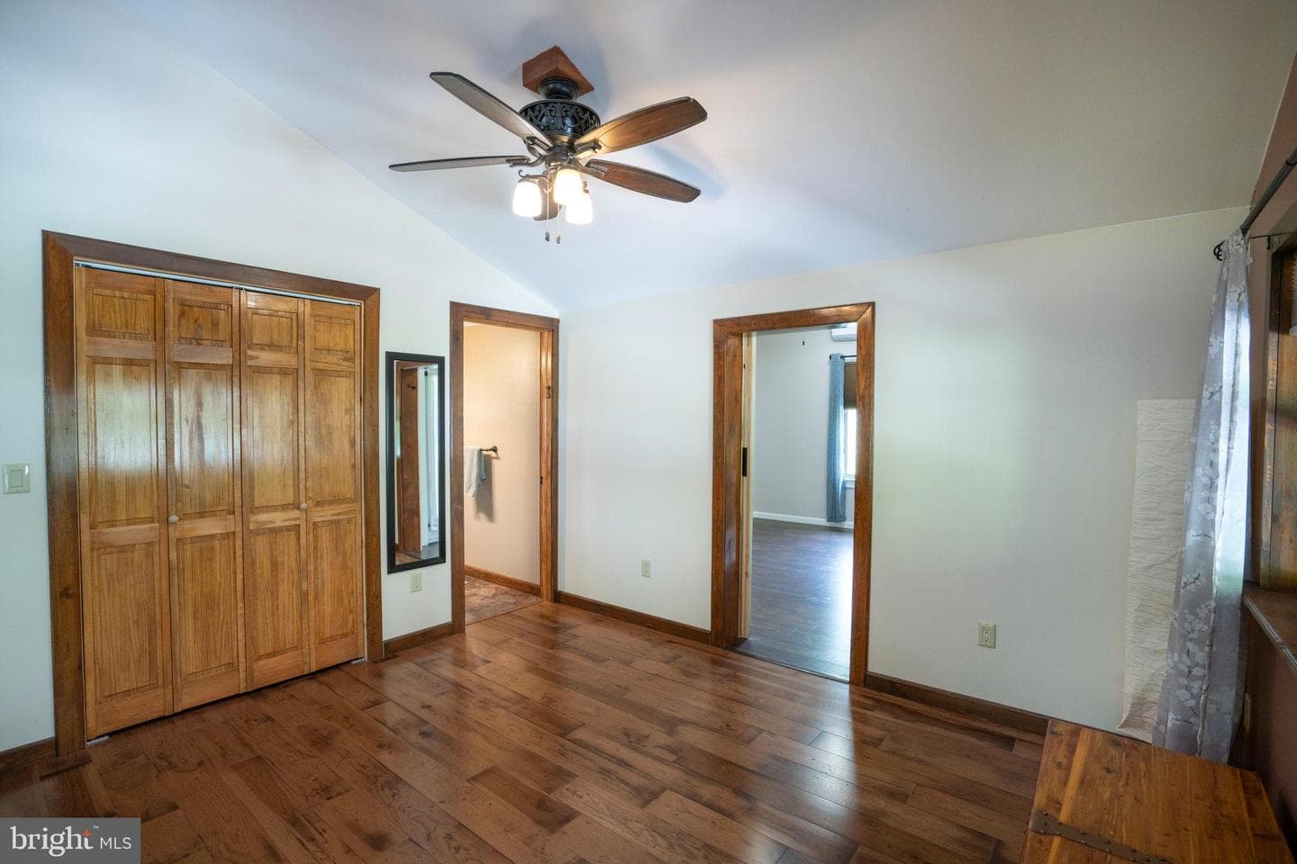 145 Cross Street photo 43