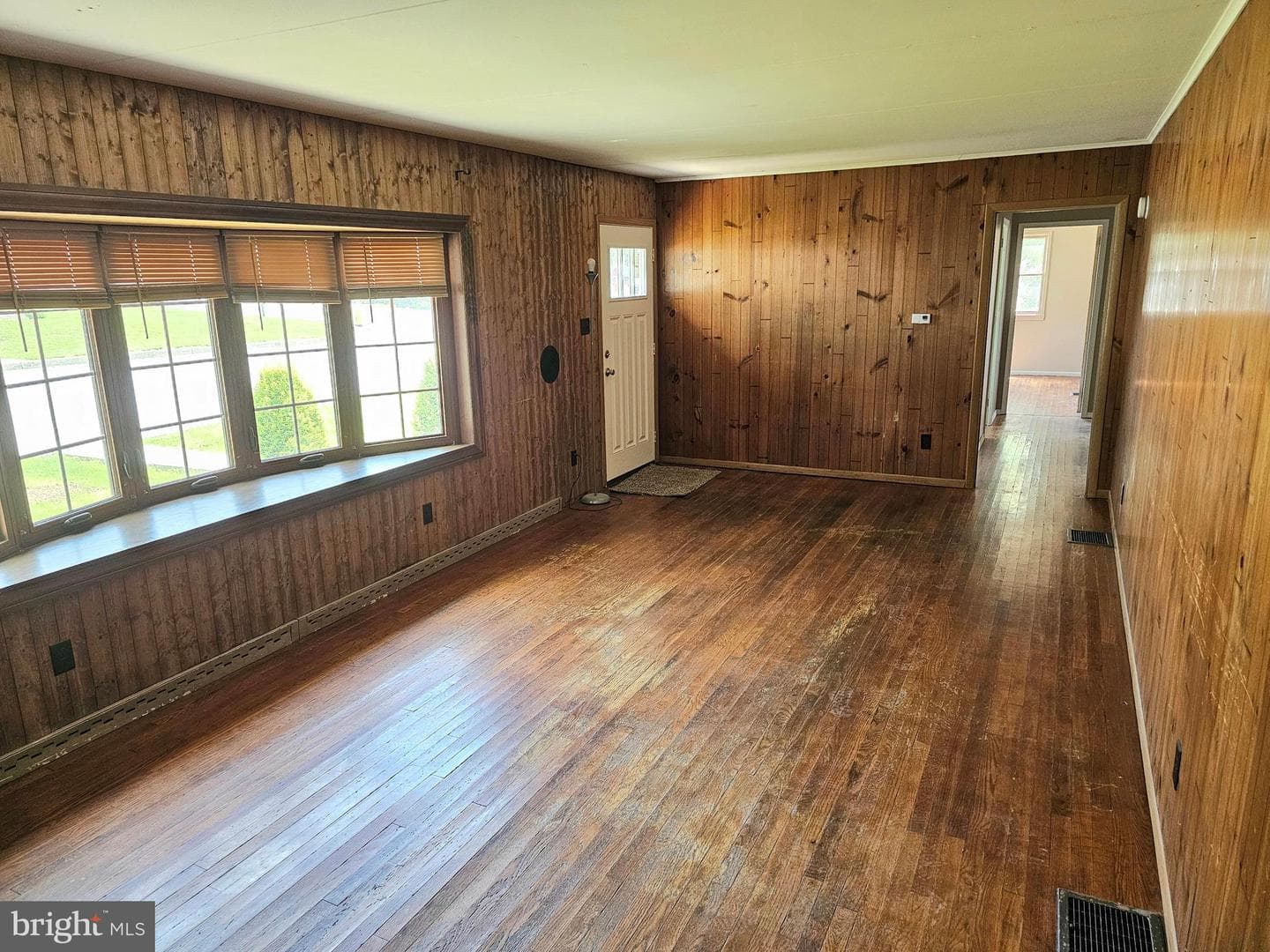 300 Locust Street photo 2