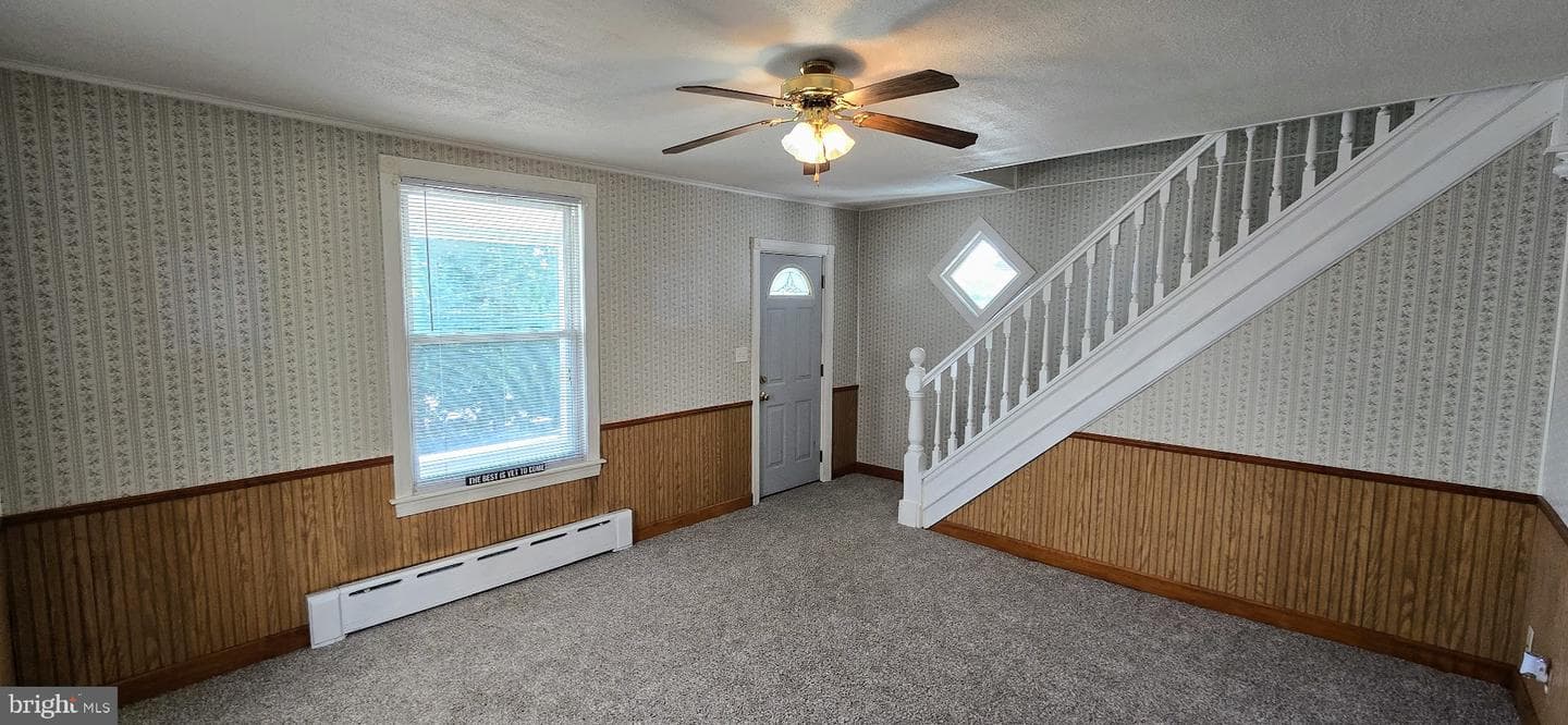 118 S Mann Avenue photo 7