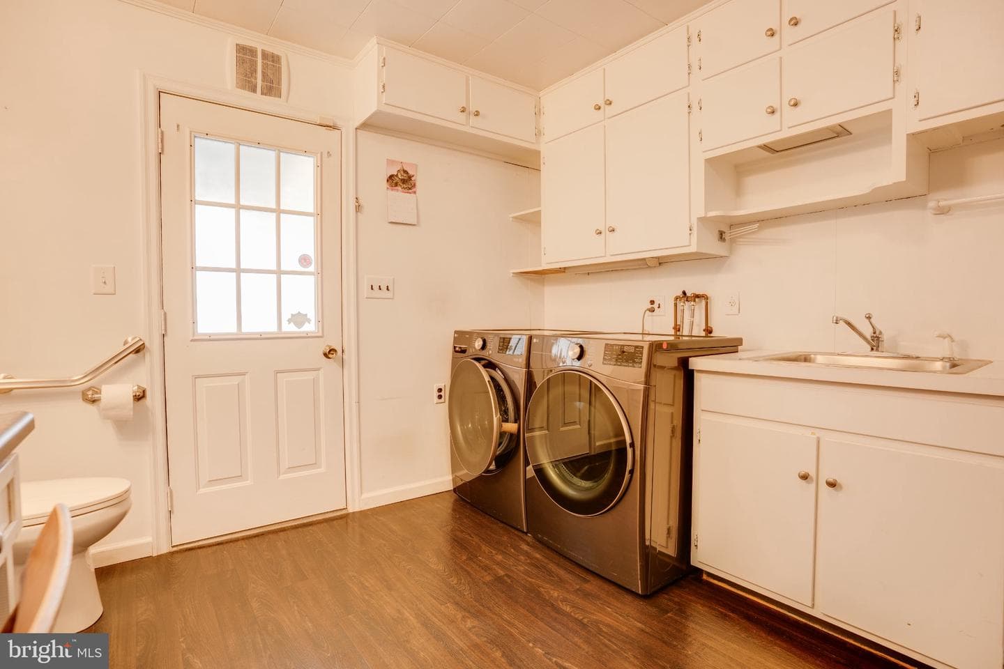 149 Walnut Street photo 37