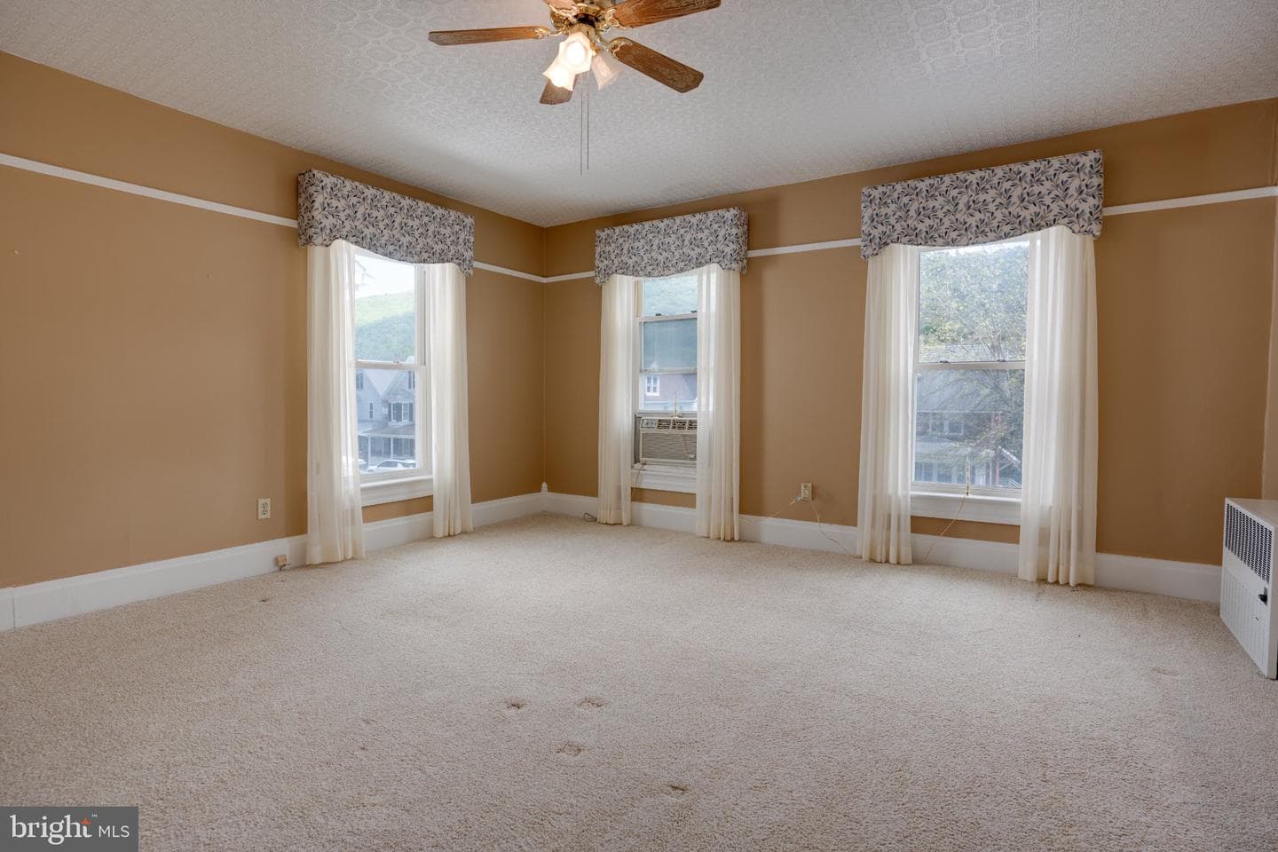 149 Walnut Street photo 51