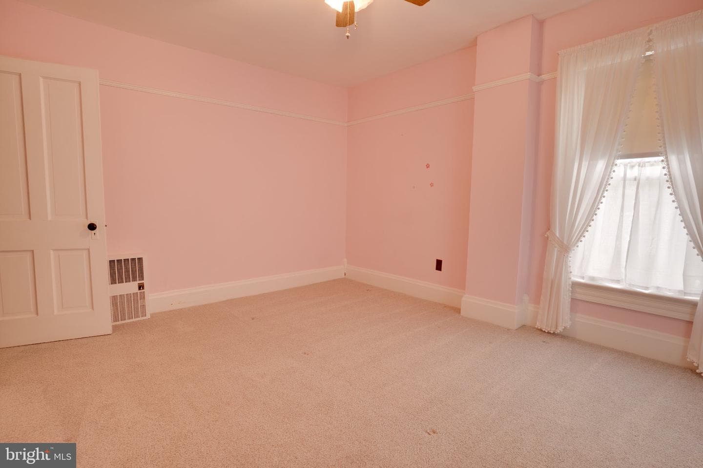 149 Walnut Street photo 55