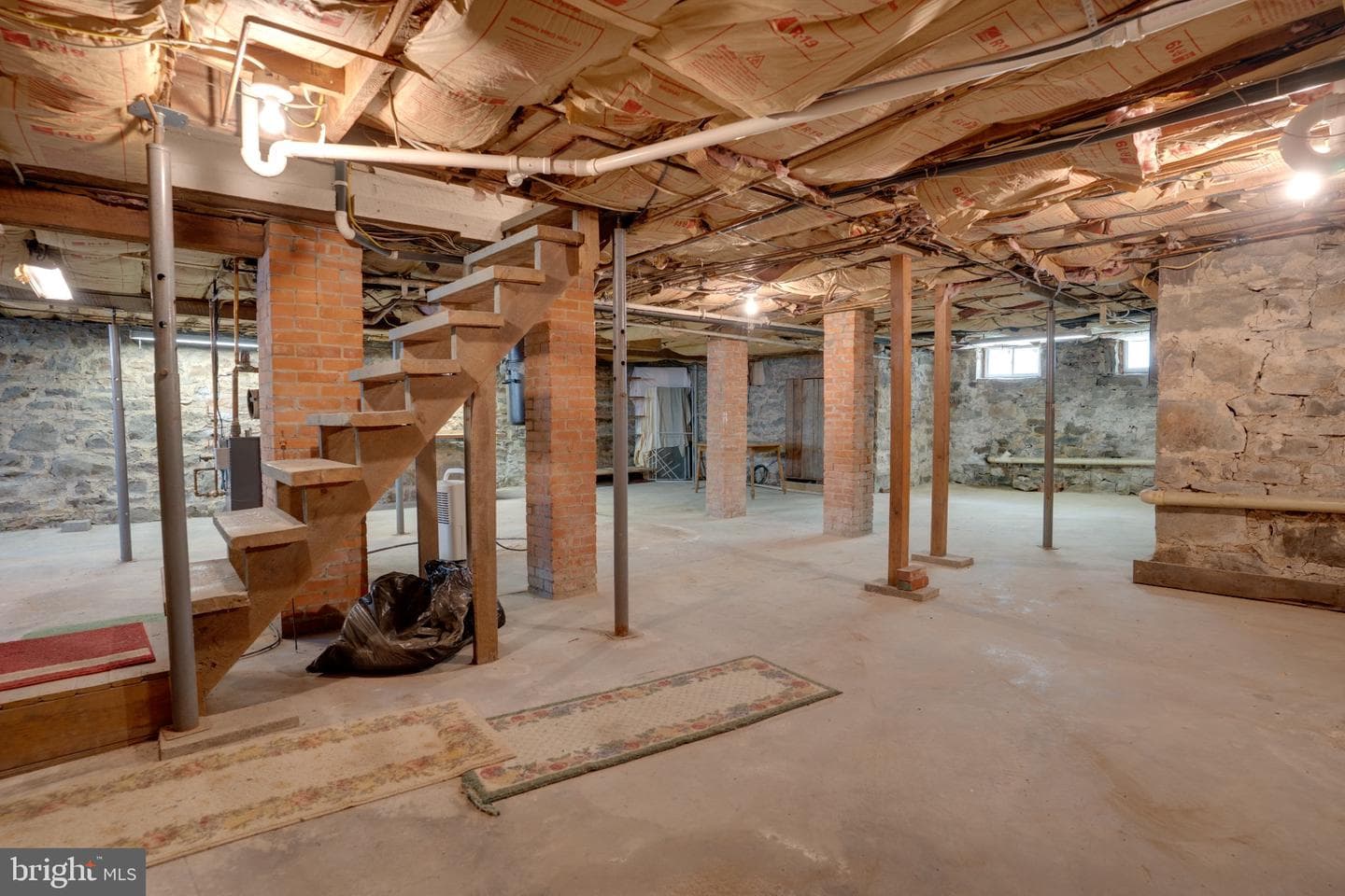 149 Walnut Street photo 63