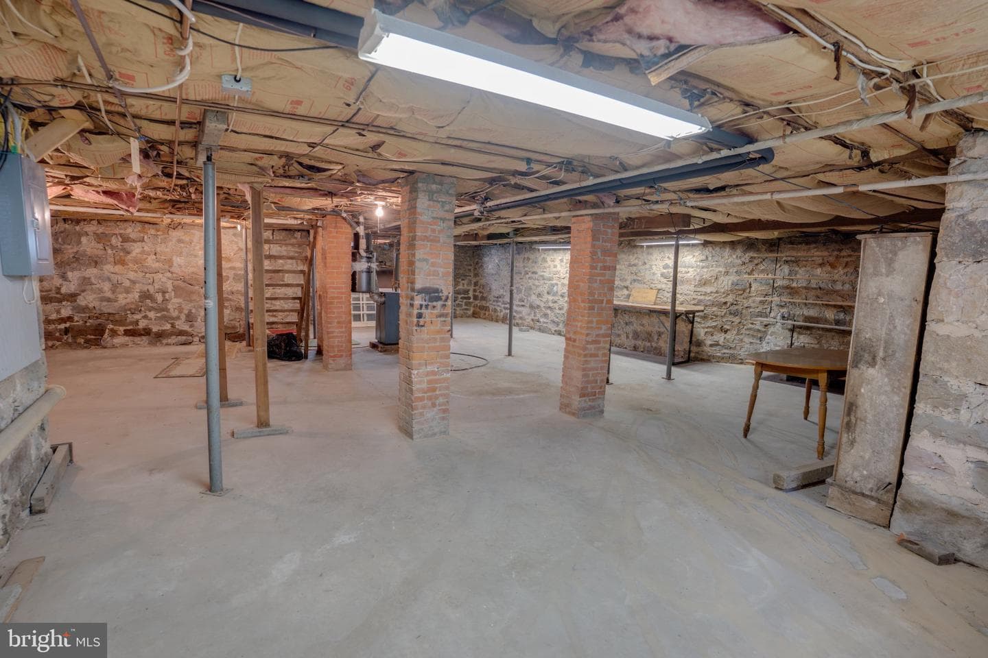 149 Walnut Street photo 64