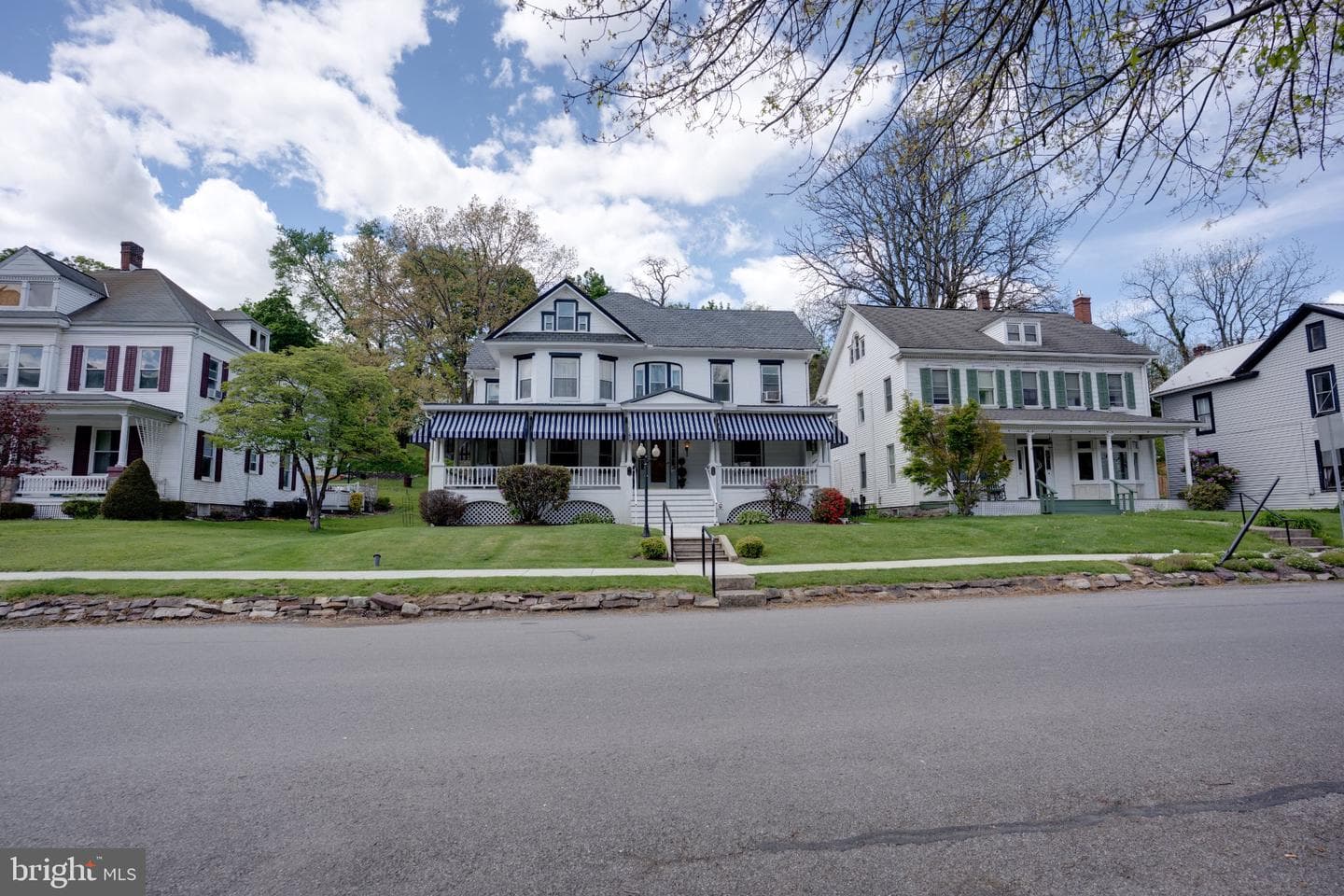 149 Walnut Street photo 82