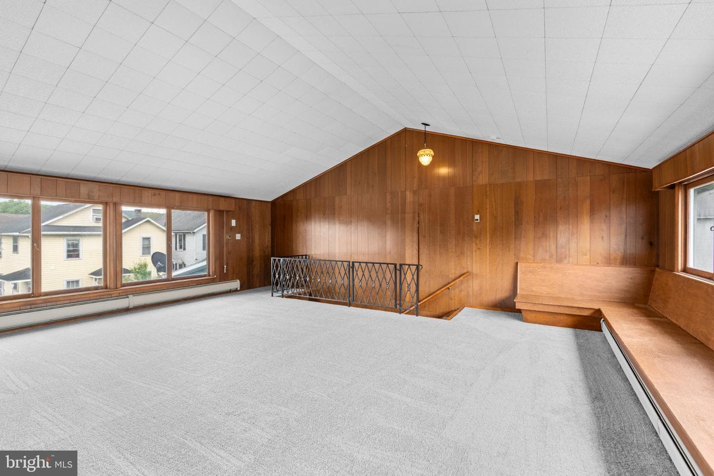 519 W 4th Street photo 16