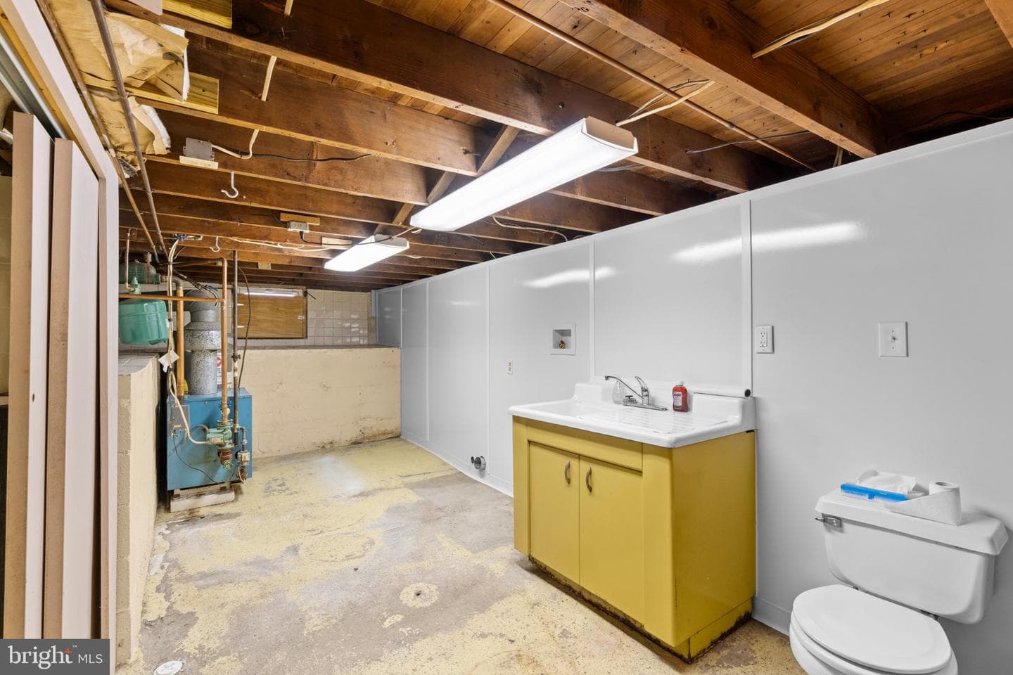 519 W 4th Street photo 22