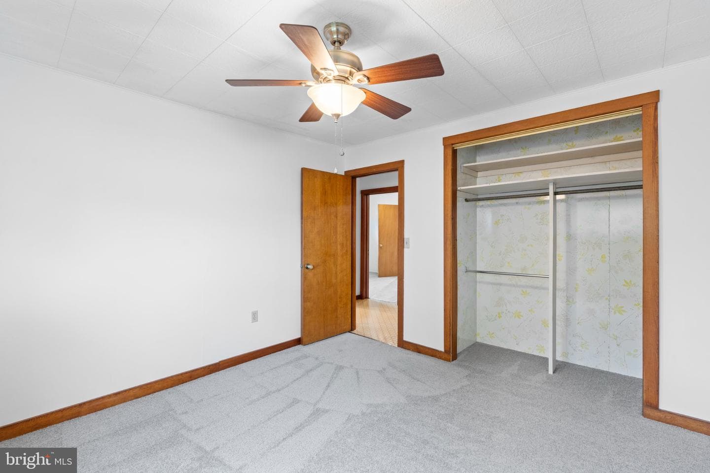 519 W 4th Street photo 24