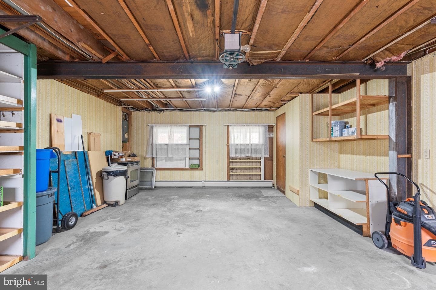 519 W 4th Street photo 37