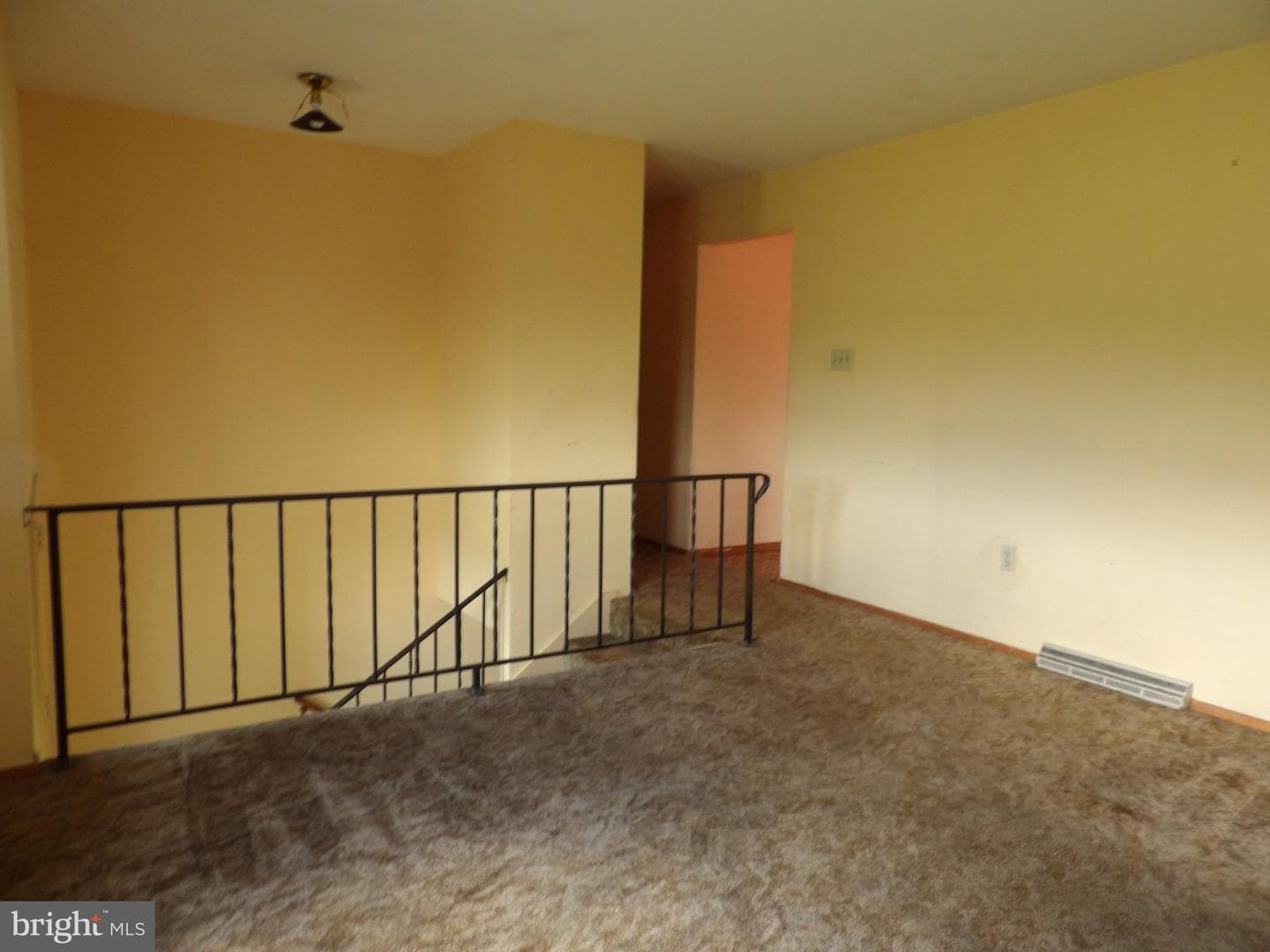 1045 Lockport Road photo 4