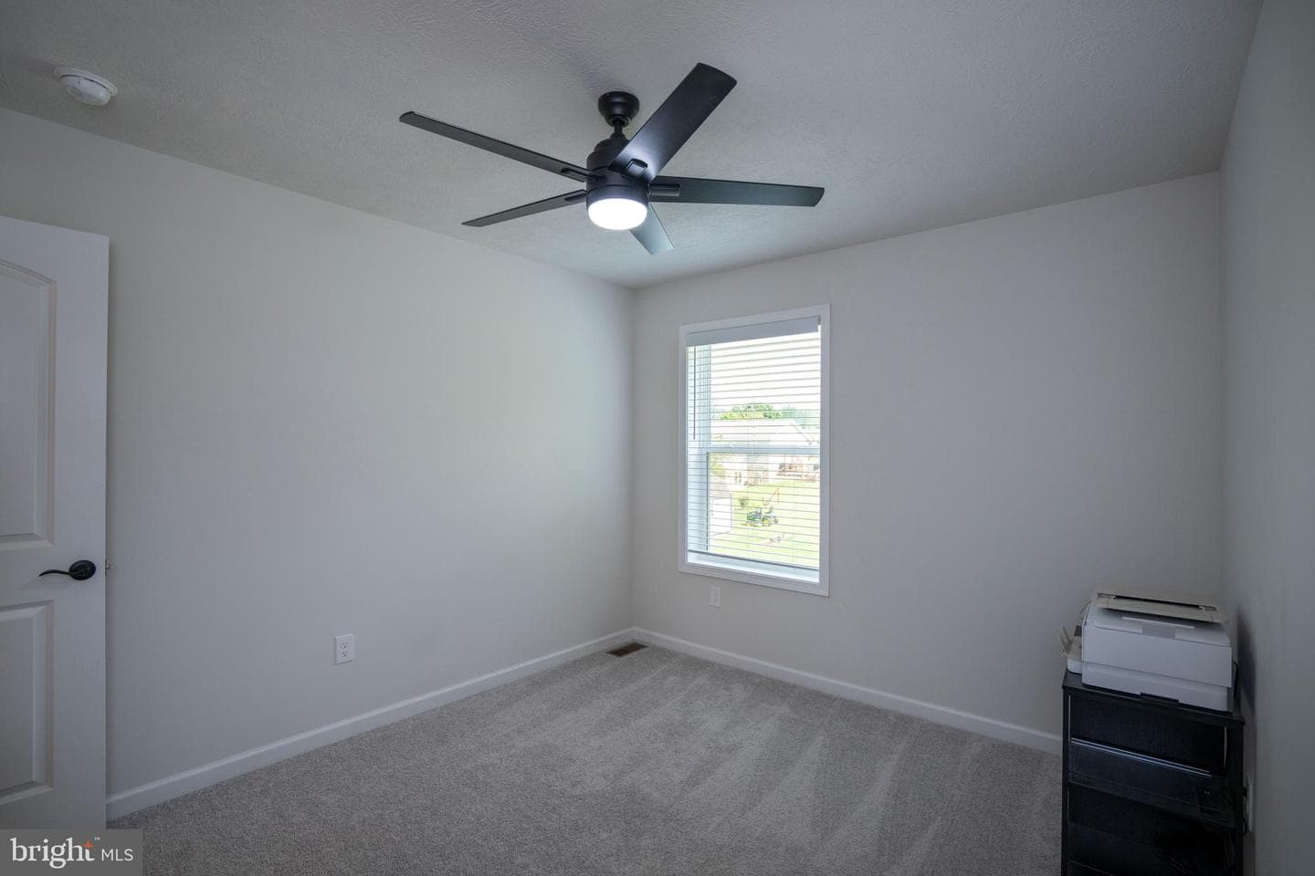 99 Hillside Drive photo 32