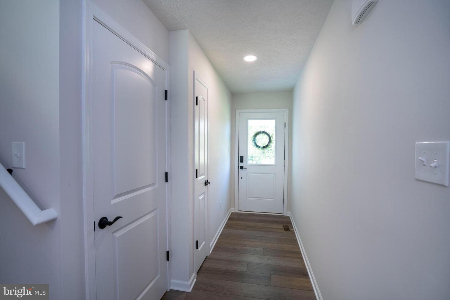 99 Hillside Drive photo 6