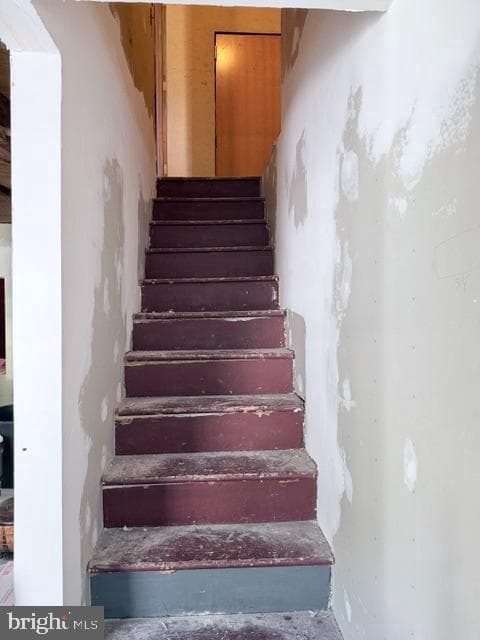 539 Highland Avenue photo 16