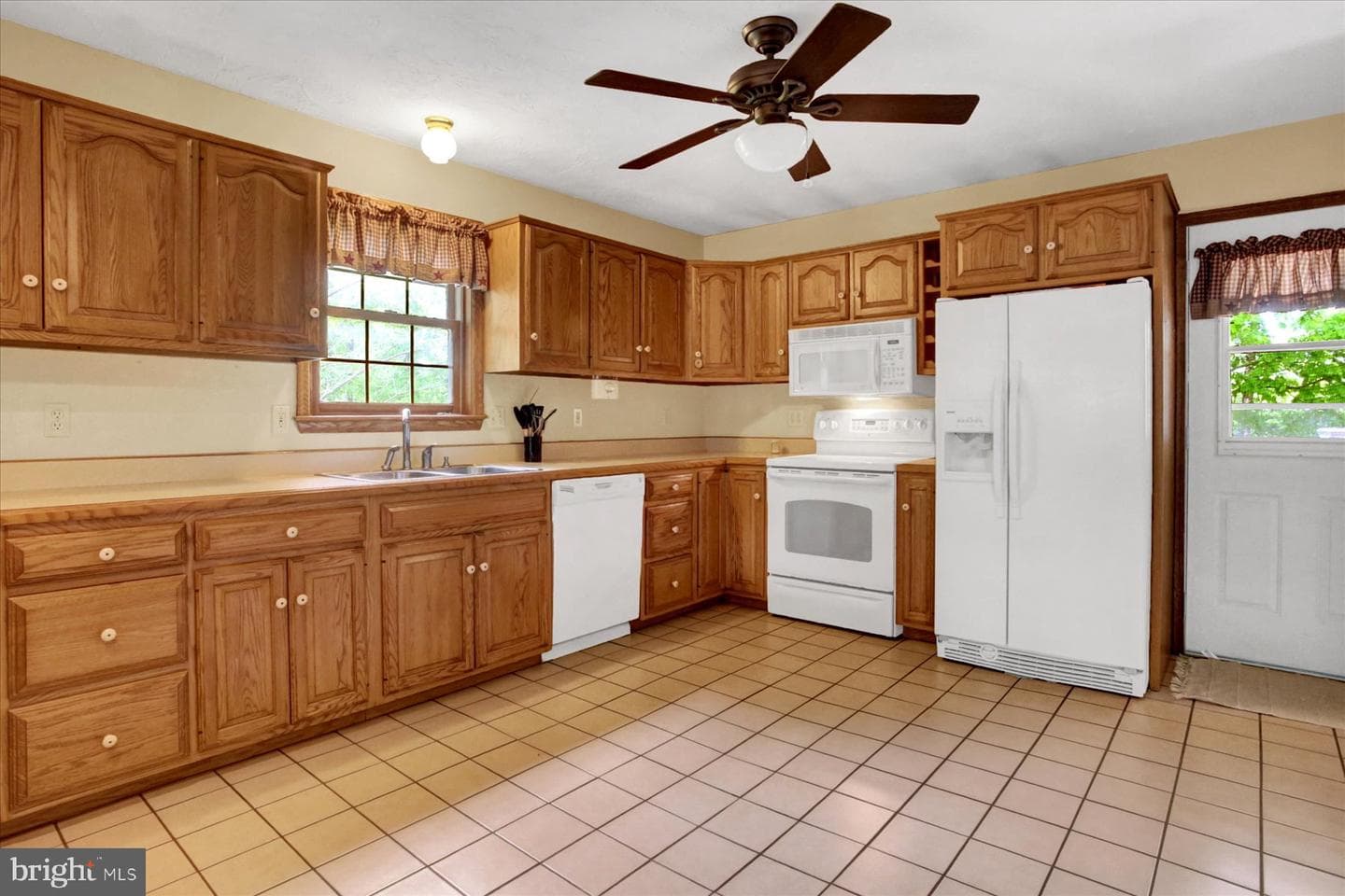 339 Park Drive photo 7